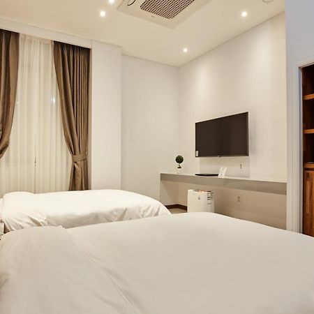 Noble Stay Hotel Gwangju Metropolitan City Екстер'єр фото