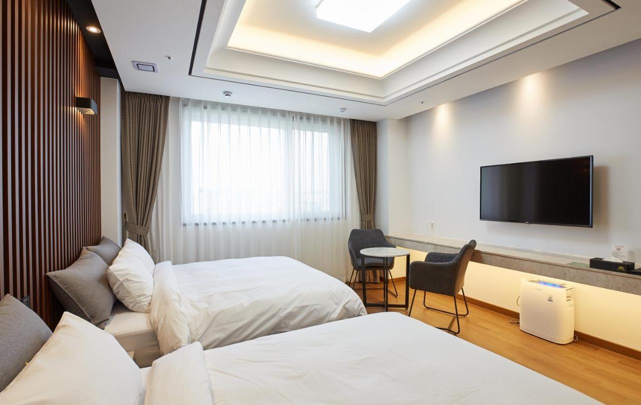 Noble Stay Hotel Gwangju Metropolitan City Екстер'єр фото