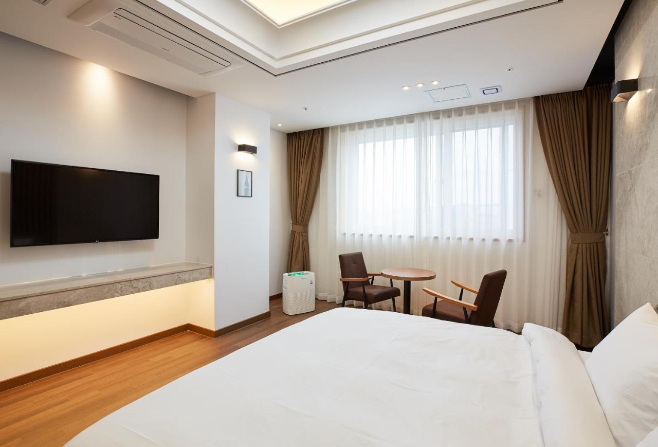 Noble Stay Hotel Gwangju Metropolitan City Екстер'єр фото