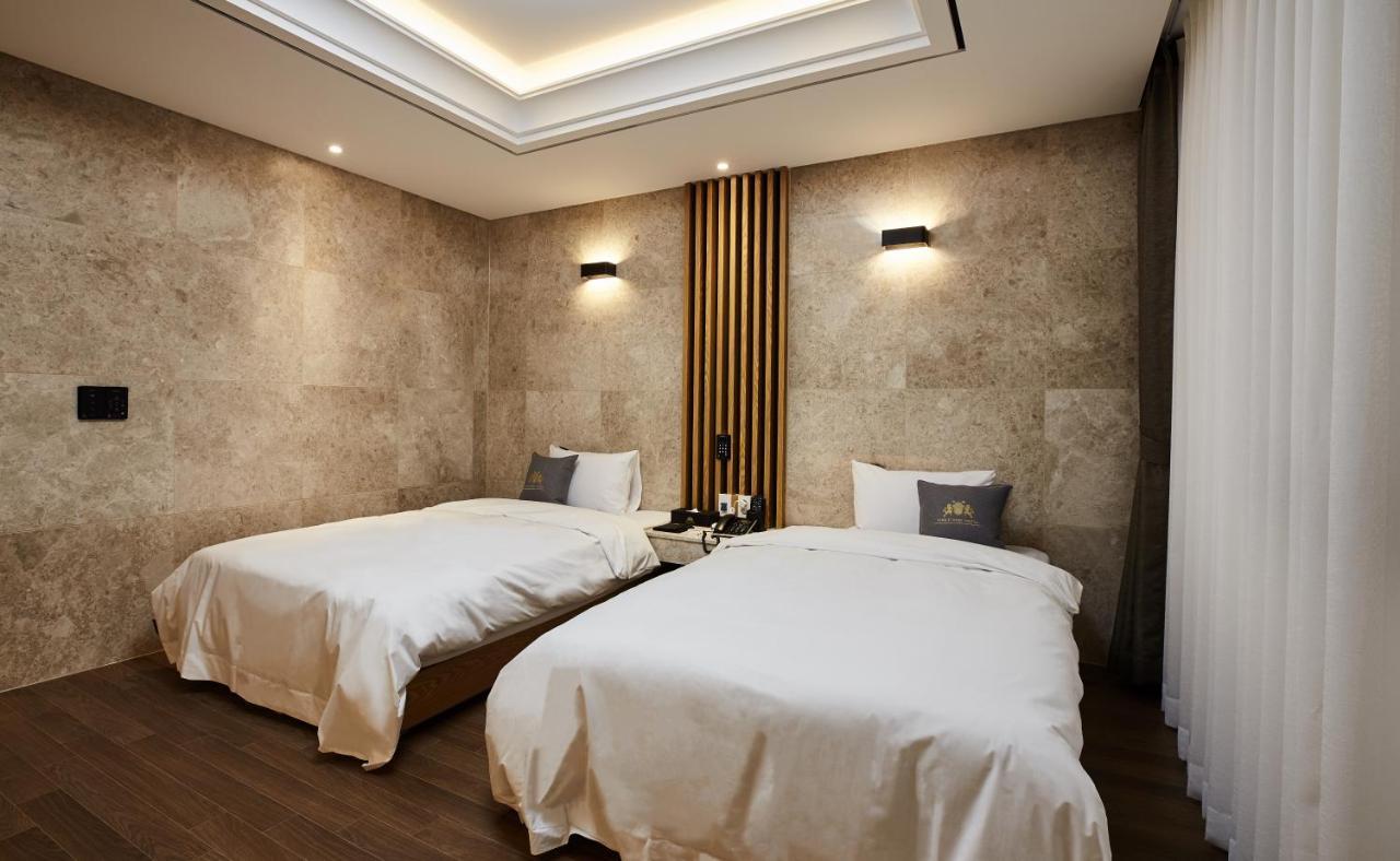 Noble Stay Hotel Gwangju Metropolitan City Екстер'єр фото