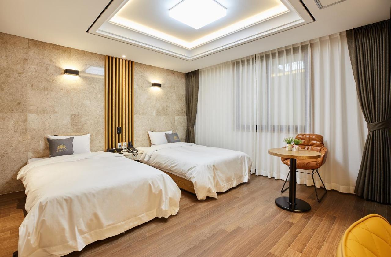 Noble Stay Hotel Gwangju Metropolitan City Екстер'єр фото