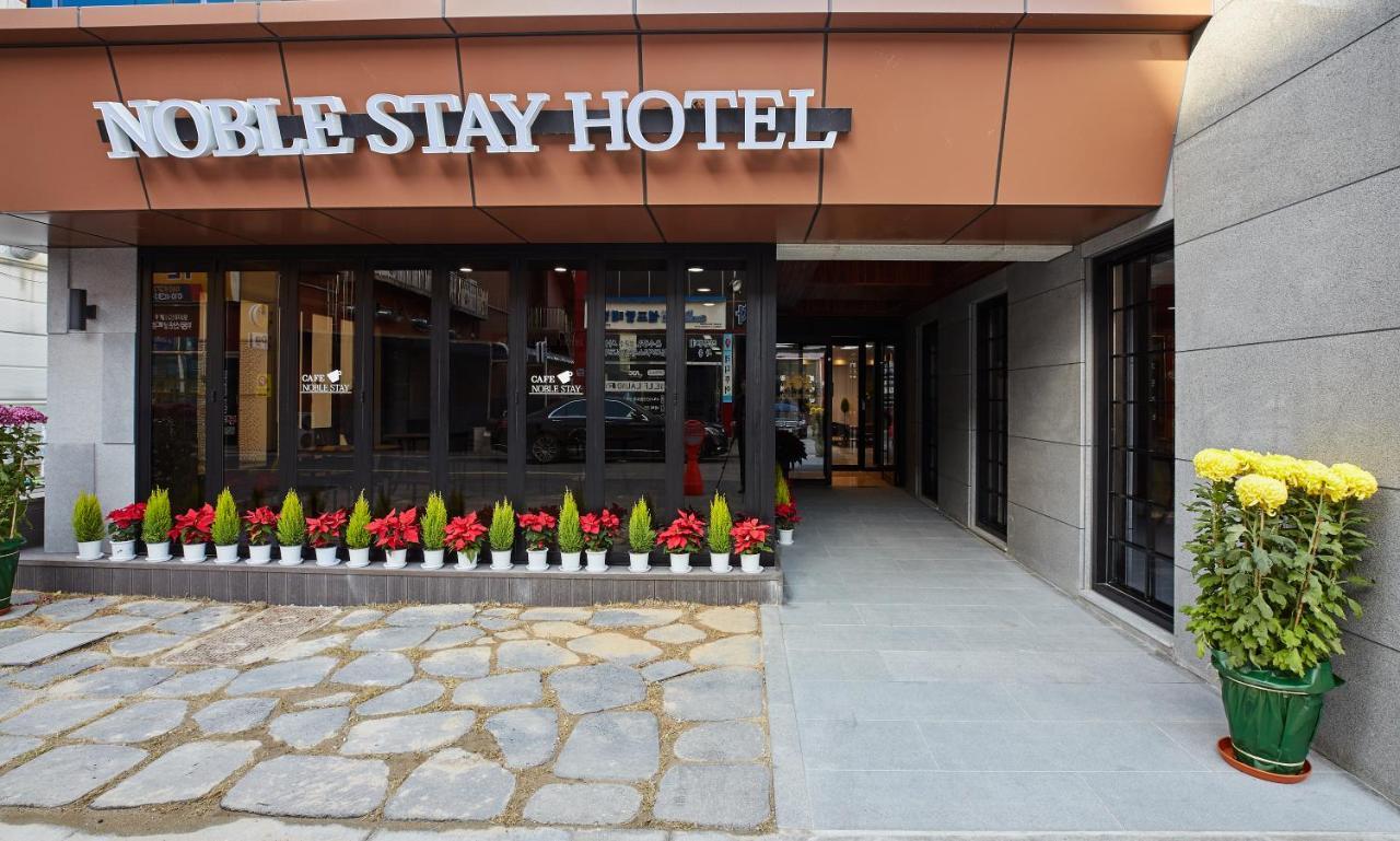 Noble Stay Hotel Gwangju Metropolitan City Екстер'єр фото
